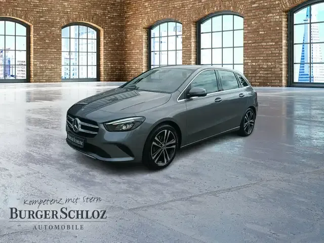 Mercedes-Benz B 200