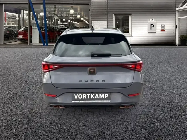 CUPRA Leon