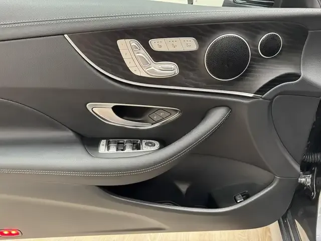 Mercedes-Benz E 400