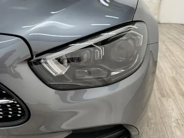Mercedes-Benz E 400