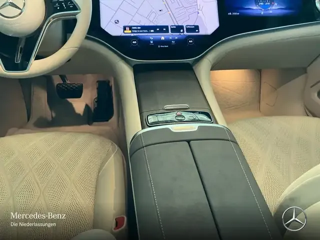 Mercedes-Benz EQS