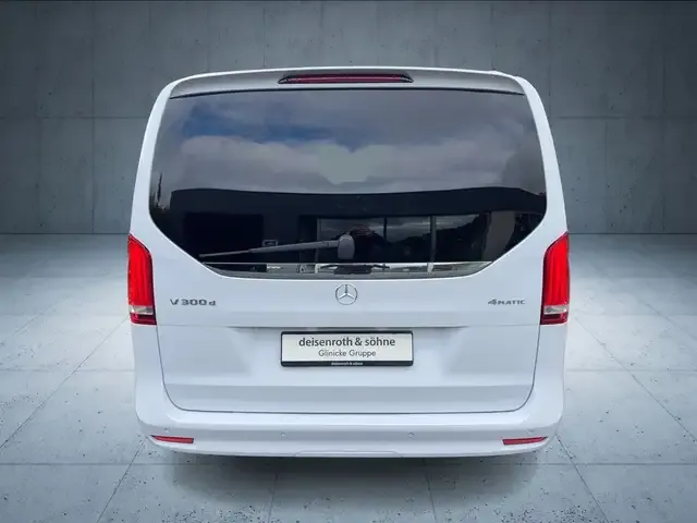 Mercedes-Benz V 300