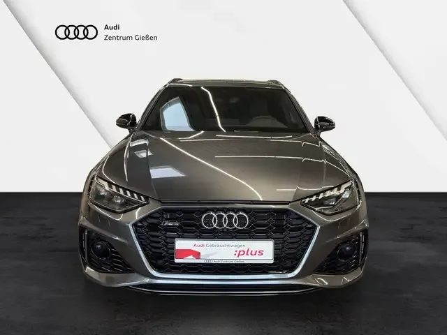 Audi RS4