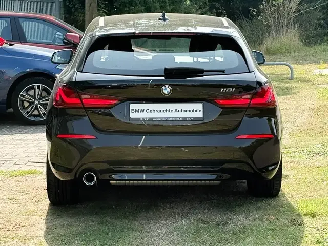 BMW 118