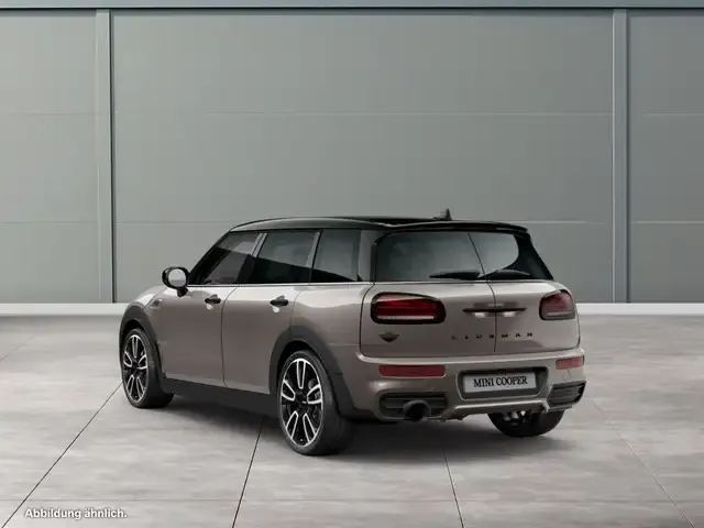 MINI Cooper Clubman