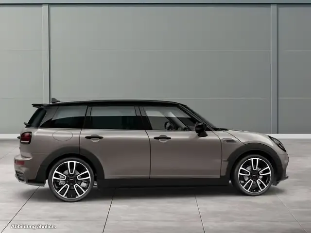 MINI Cooper Clubman