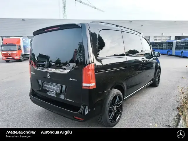 Mercedes-Benz V 300
