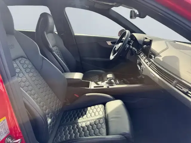 Audi RS4