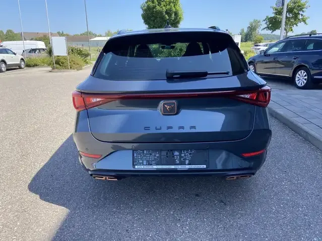 CUPRA Leon