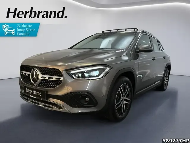 Mercedes-Benz GLA 250