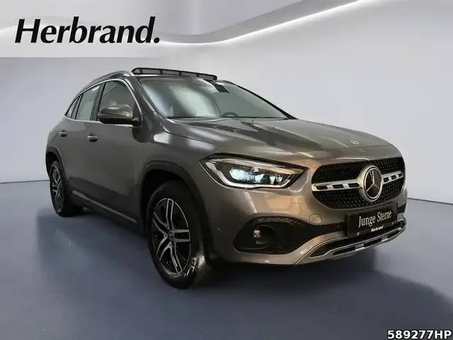 Mercedes-Benz GLA 250