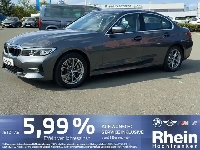 BMW 330