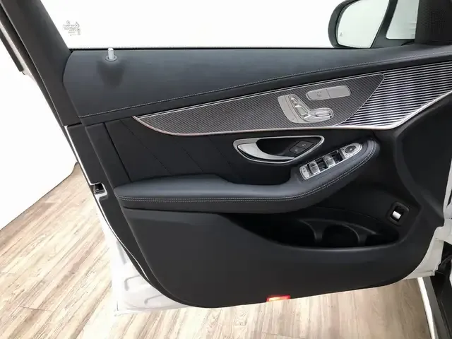 Mercedes-Benz EQC 400