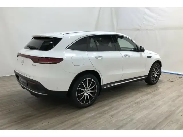 Mercedes-Benz EQC 400