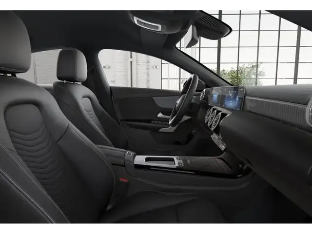 Mercedes-Benz CLA 180