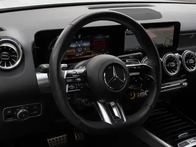 Mercedes-Benz GLB 35 AMG
