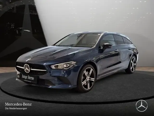 Mercedes-Benz CLA 220