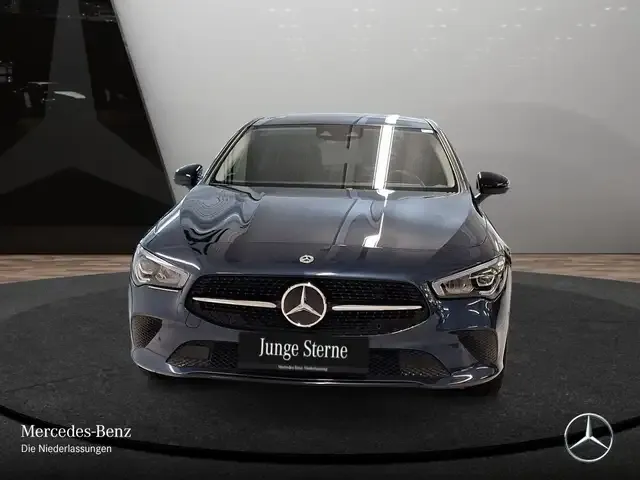 Mercedes-Benz CLA 220