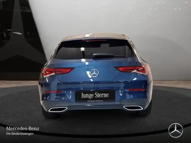 Mercedes-Benz CLA 220