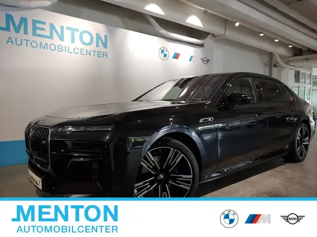 BMW 760
