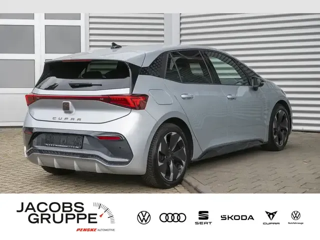 CUPRA Born
