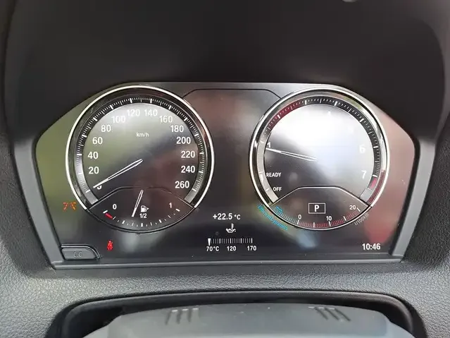 BMW 230