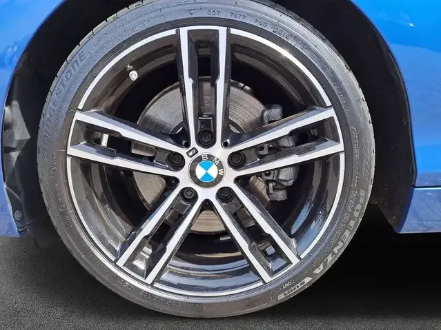 BMW 230