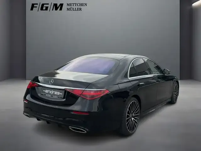 Mercedes-Benz S 500