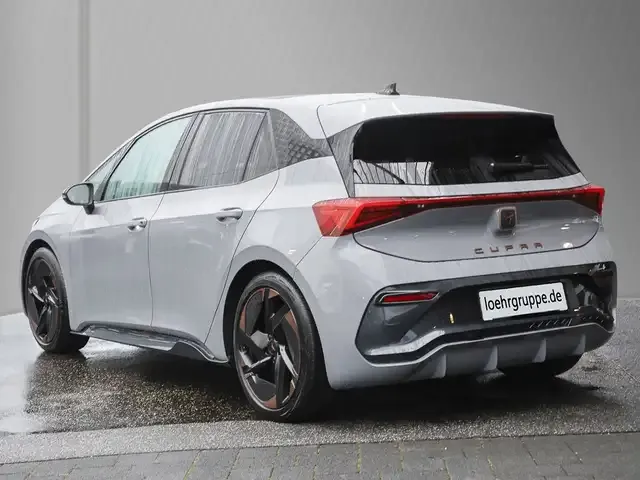 CUPRA Born