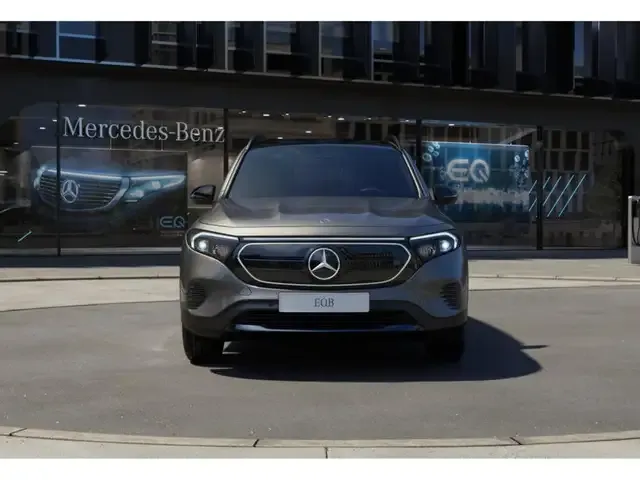 Mercedes-Benz EQB 250
