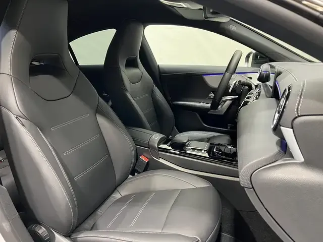 Mercedes-Benz CLA 220