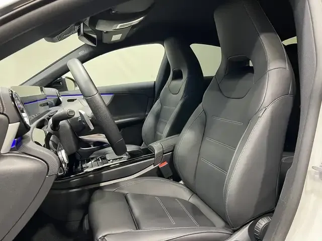 Mercedes-Benz CLA 220