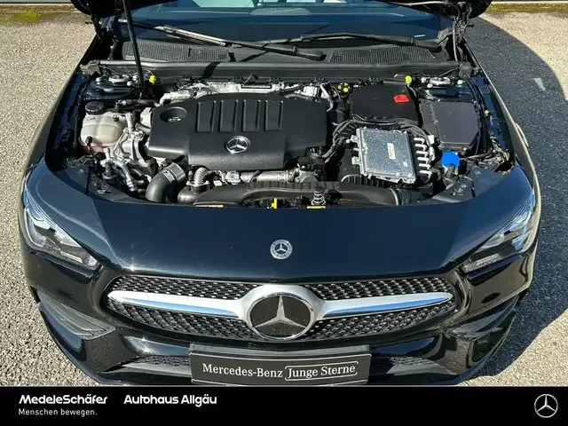 Mercedes-Benz CLA 220