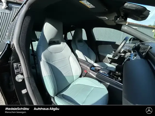 Mercedes-Benz CLA 220