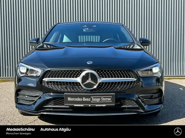 Mercedes-Benz CLA 220
