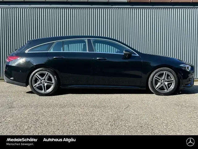 Mercedes-Benz CLA 220