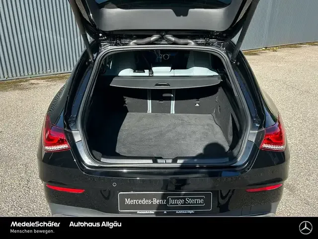 Mercedes-Benz CLA 220