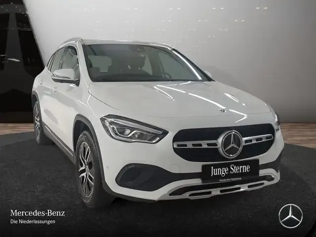 Mercedes-Benz GLA 250