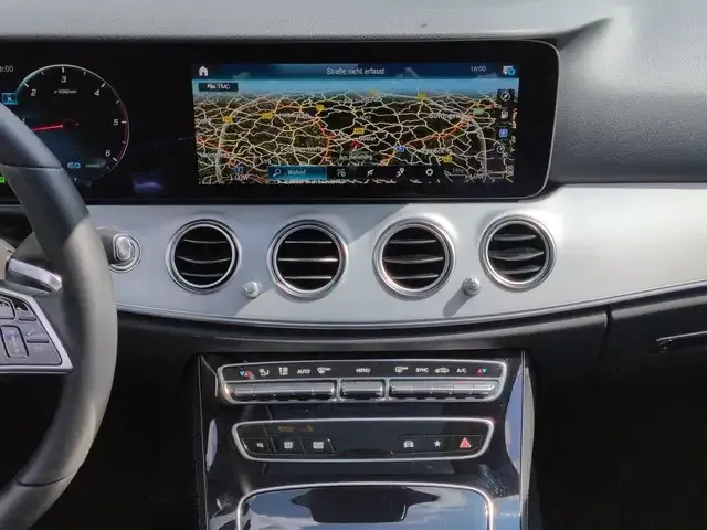 Mercedes-Benz Sonstiges