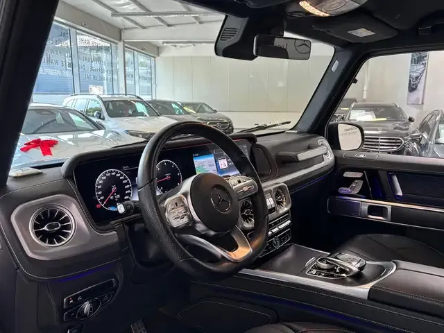 Mercedes-Benz G 400