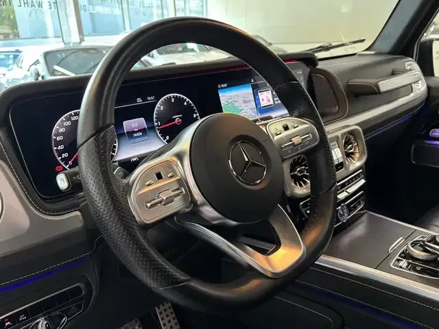 Mercedes-Benz G 400
