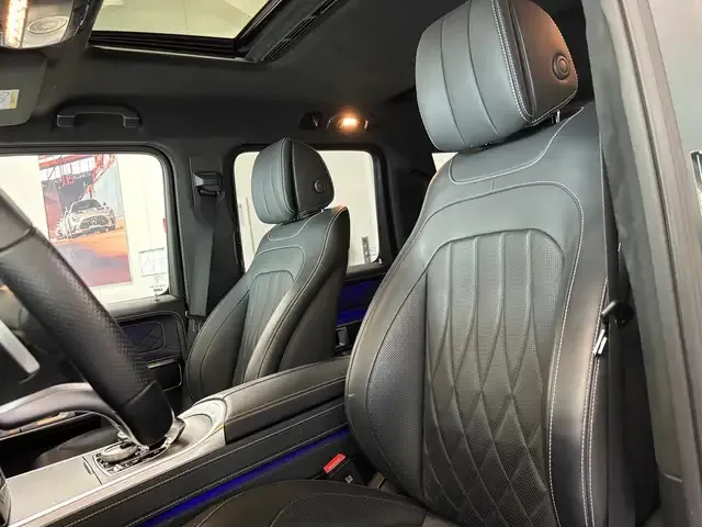 Mercedes-Benz G 400