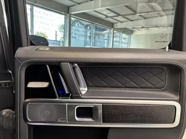 Mercedes-Benz G 400