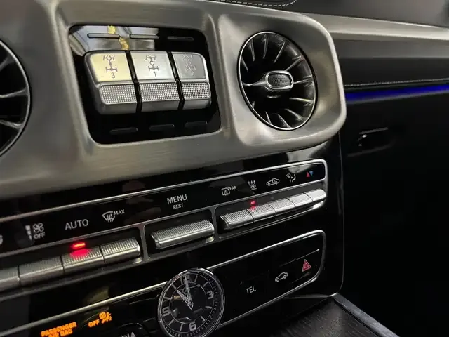 Mercedes-Benz G 400