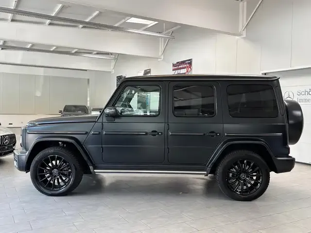 Mercedes-Benz G 400