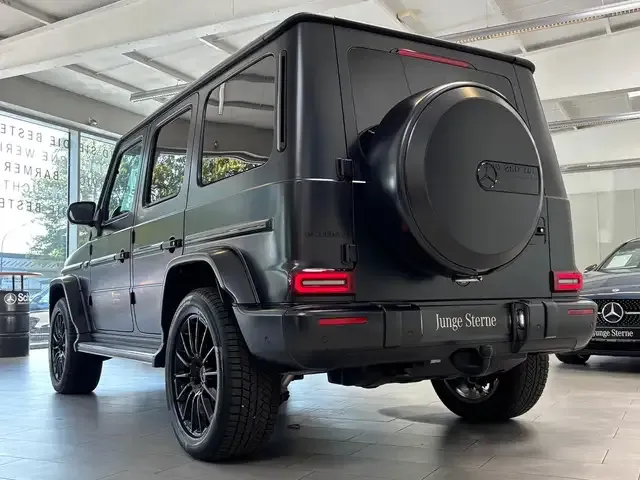 Mercedes-Benz G 400