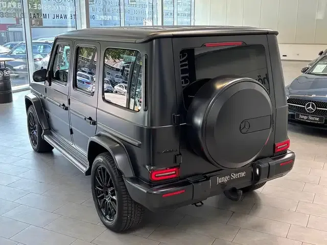 Mercedes-Benz G 400