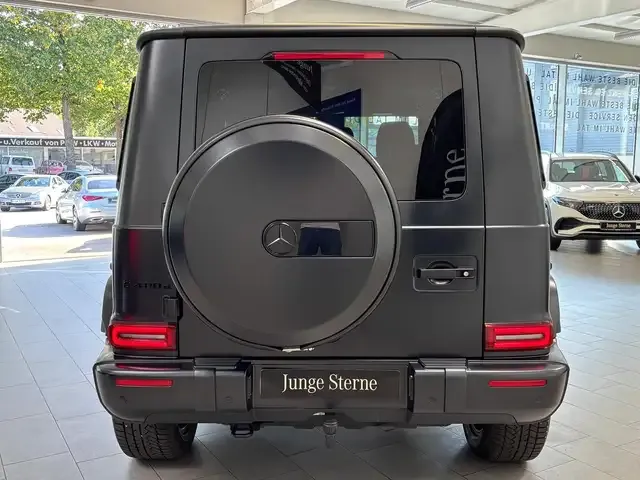 Mercedes-Benz G 400