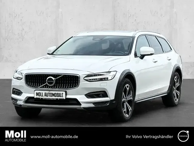 Volvo V90 Cross Country