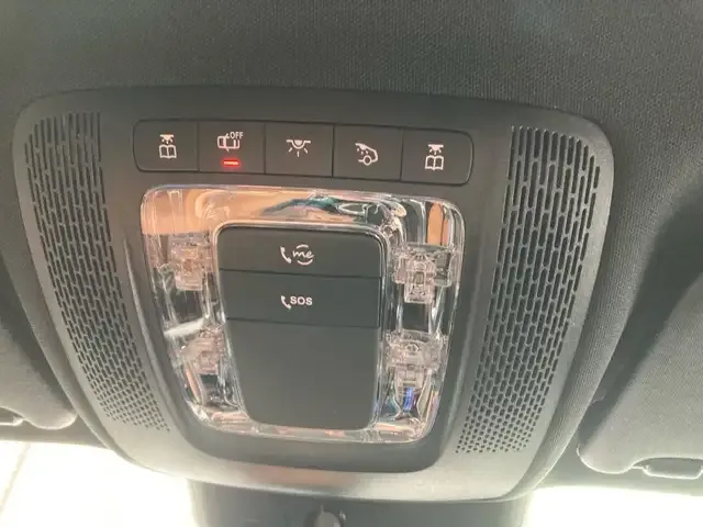 Mercedes-Benz GLA 220